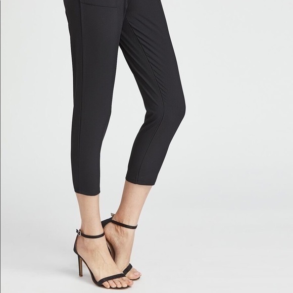🌟SHEIN Paperbag Ruffle Tie Crop Capri Pants - Picture 3 of 9